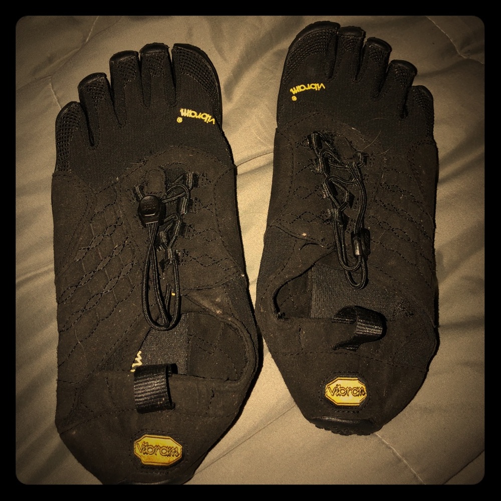 Toe shoes